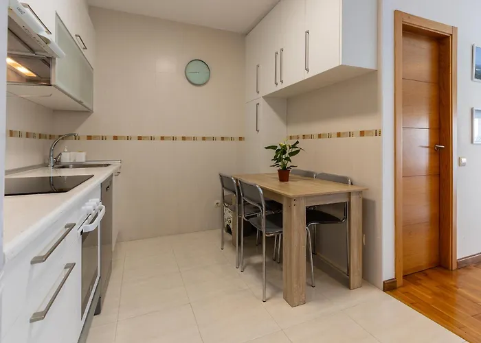 Piso A Pie De Playa - A Corna