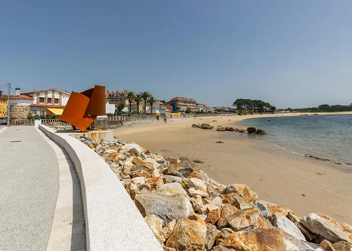 Piso A Pie De Playa - A Corna *